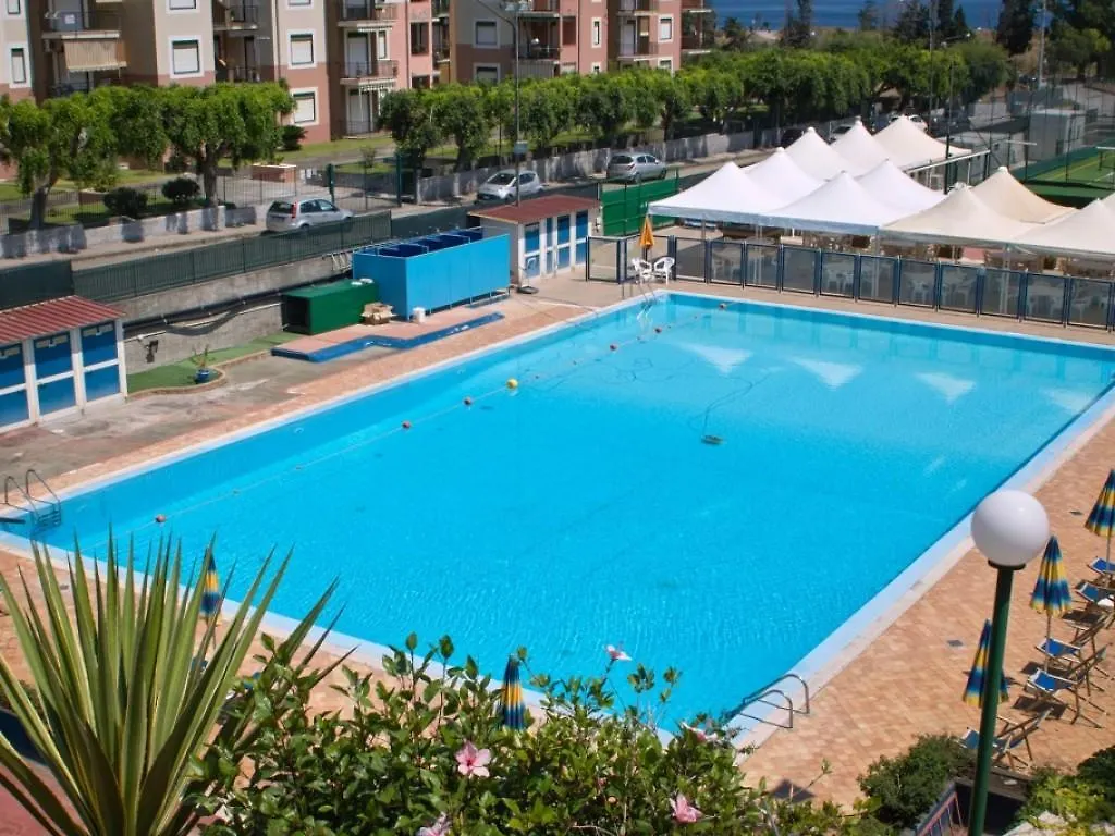 Appartamento Terrazza Sul Mare - A Pochi Minuti Da Taormina Giardini Naxos 0*,