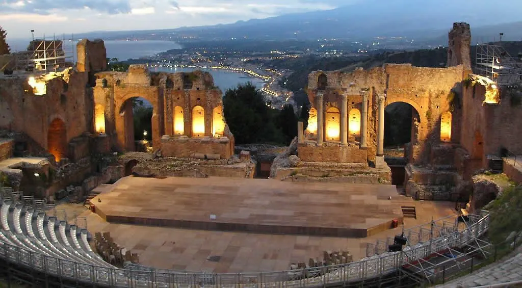 Appartamento Terrazza Sul Mare - A Pochi Minuti Da Taormina Giardini Naxos